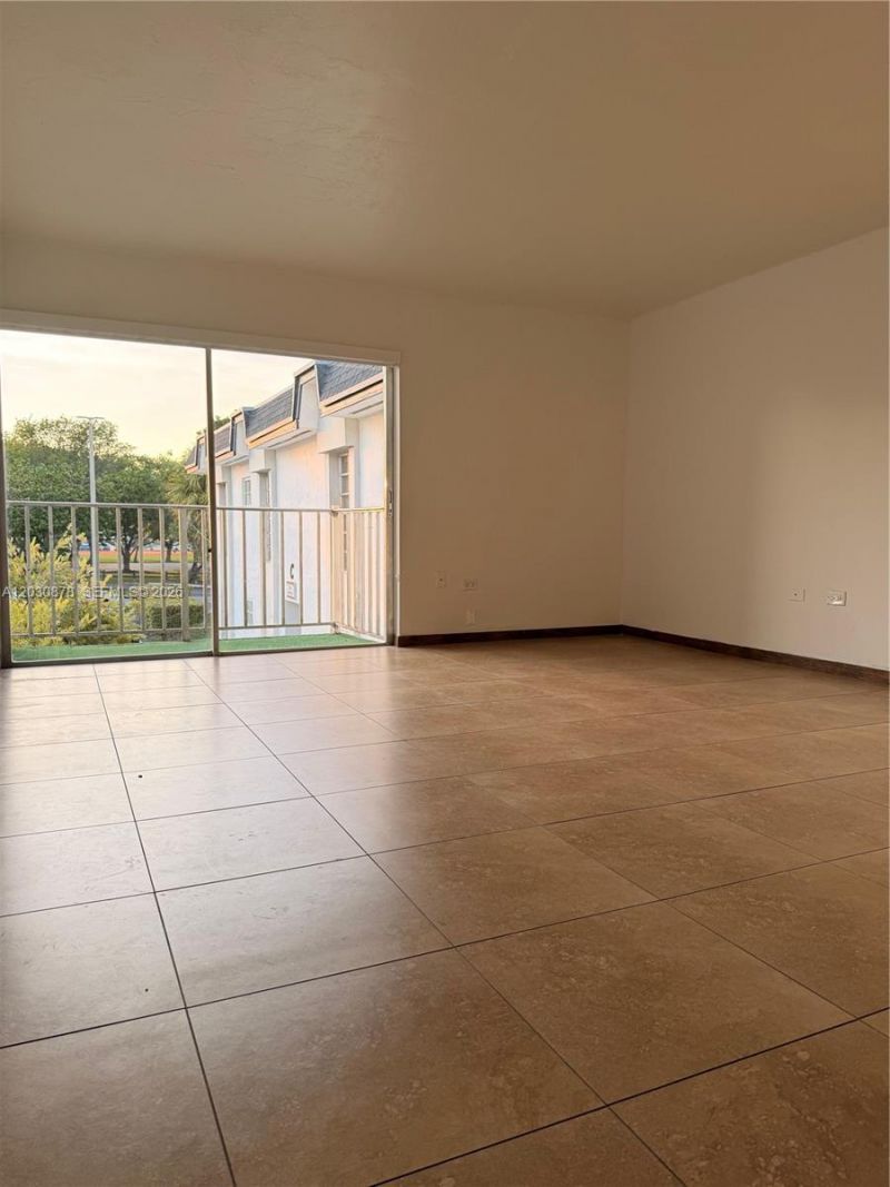 7250 SW 94th Pl , Unit B8, Miami, FL 33173 Photo