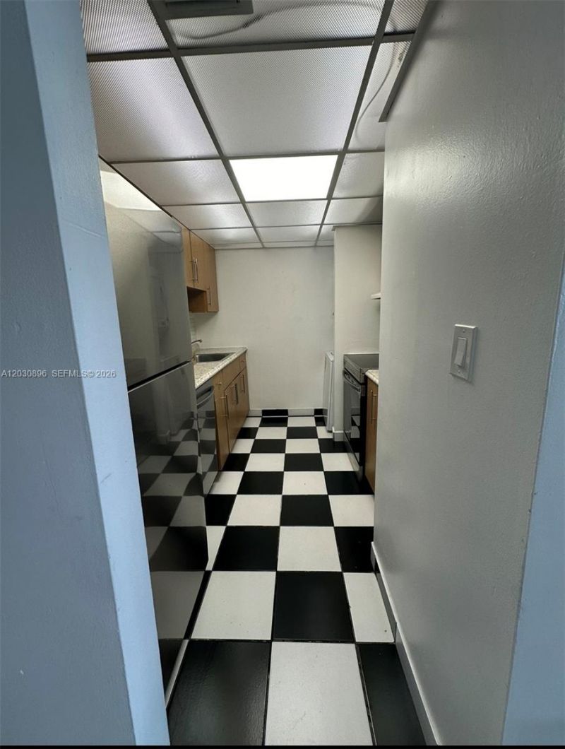 5055 NW 7th St , Unit 409, Miami, FL 33126 Photo