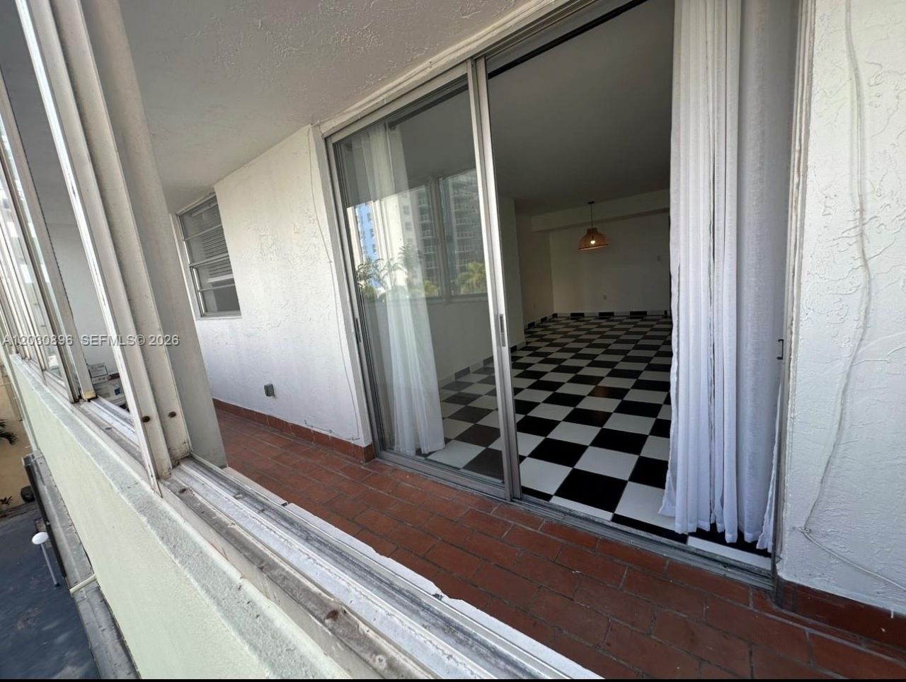 5055 NW 7th St , Unit 409, Miami, FL 33126 Photo