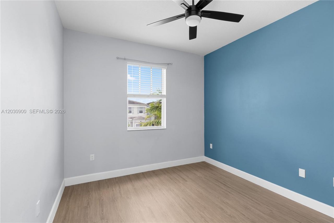 4813 NW 48th Ter, Tamarac, FL 33319 Photo