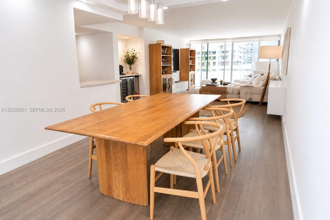 1627 Brickell Ave , Unit 1005, Miami, FL 33129 Photo