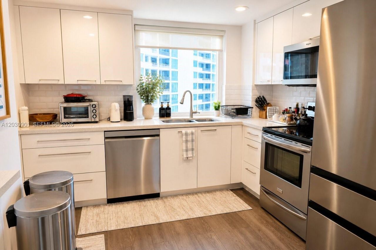 1627 Brickell Ave , Unit 1005, Miami, FL 33129 Photo