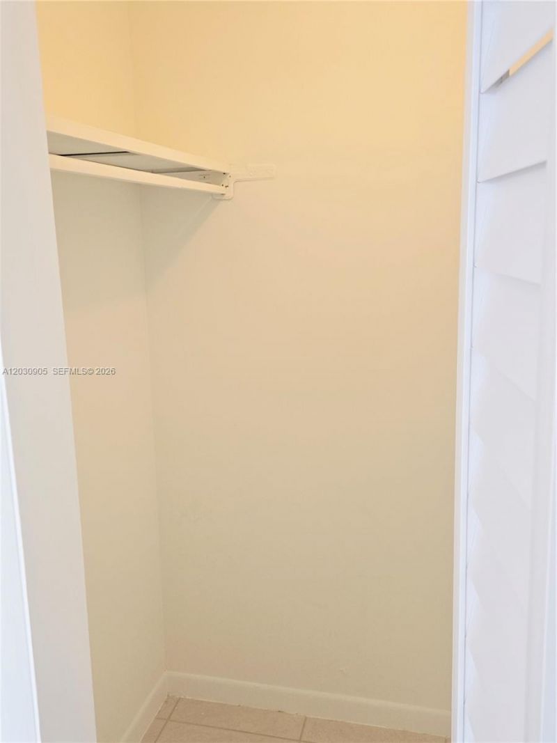8821 W Flagler St , Unit 313, Miami, FL 33174 Photo