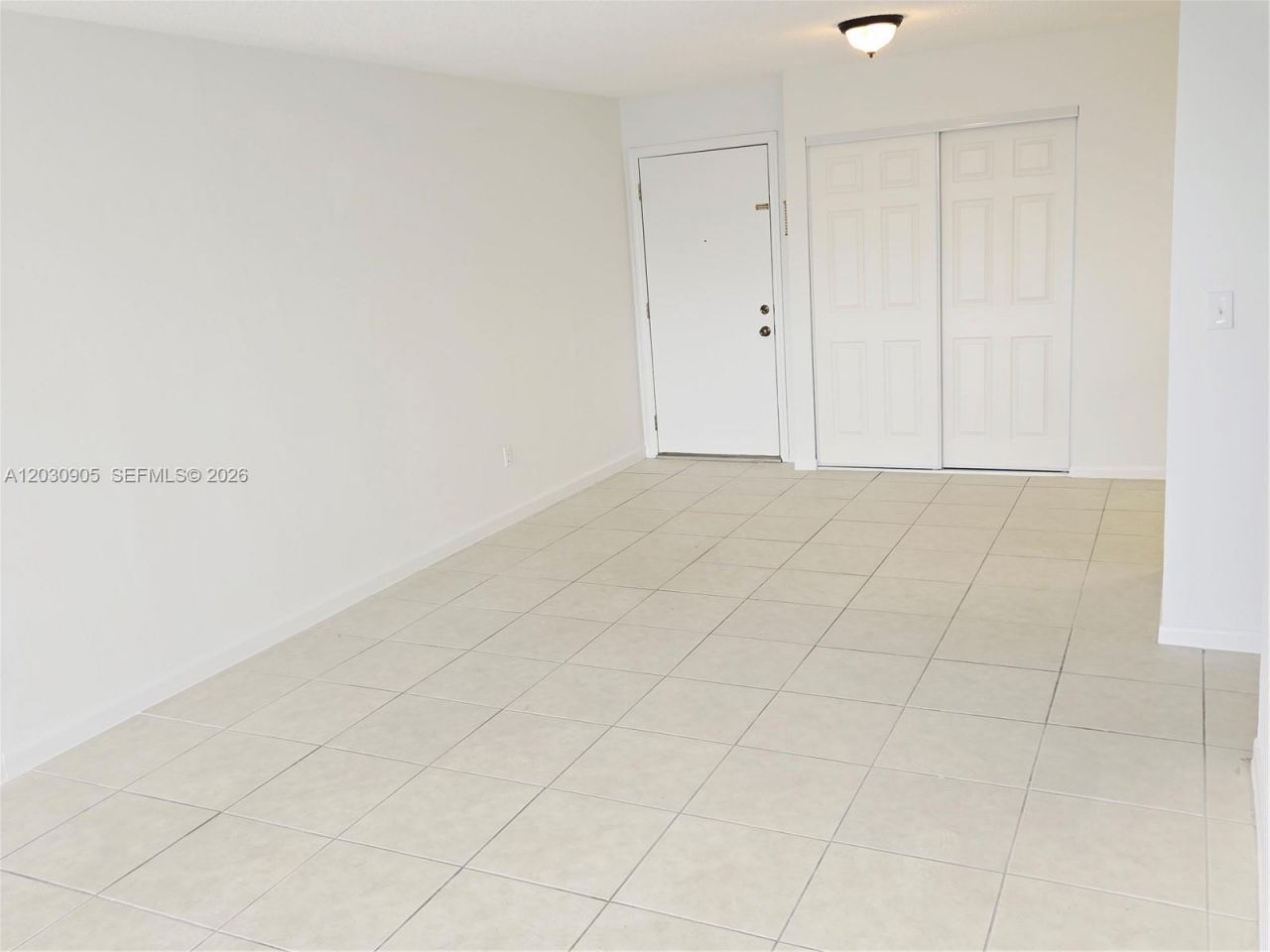 8821 W Flagler St , Unit 313, Miami, FL 33174 Photo