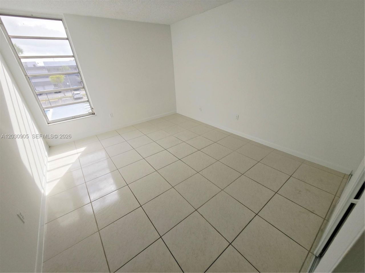 8821 W Flagler St , Unit 313, Miami, FL 33174 Photo