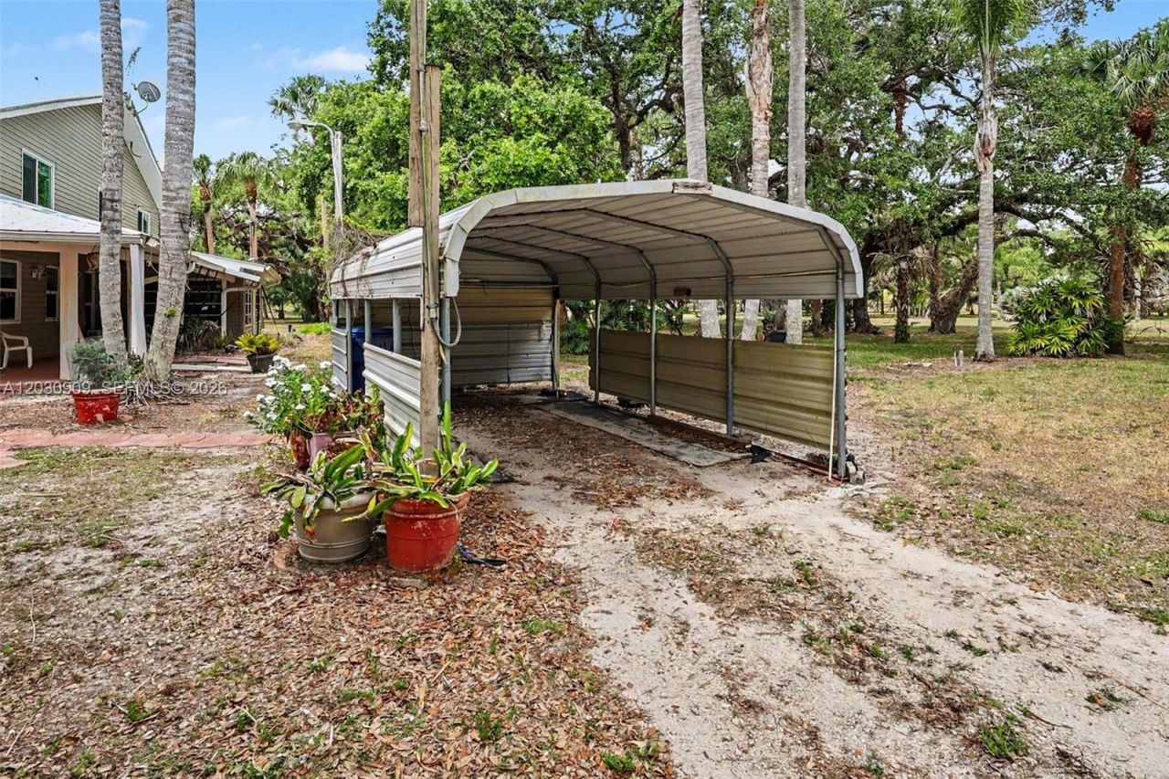 0 Frontier Cir , Labelle, FL 33935 Photo
