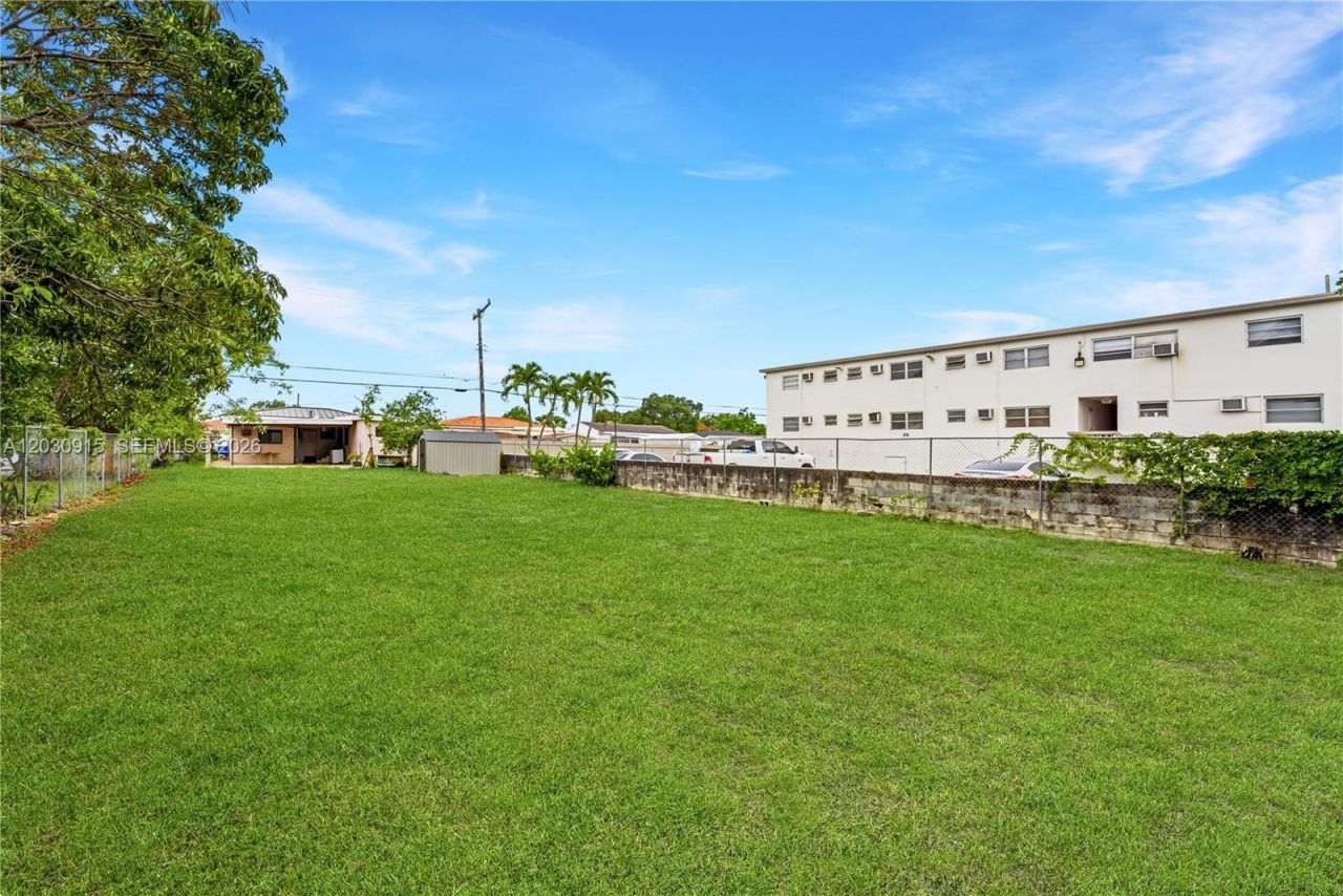 121 SW 71st Ave , Miami, FL 33144 Photo