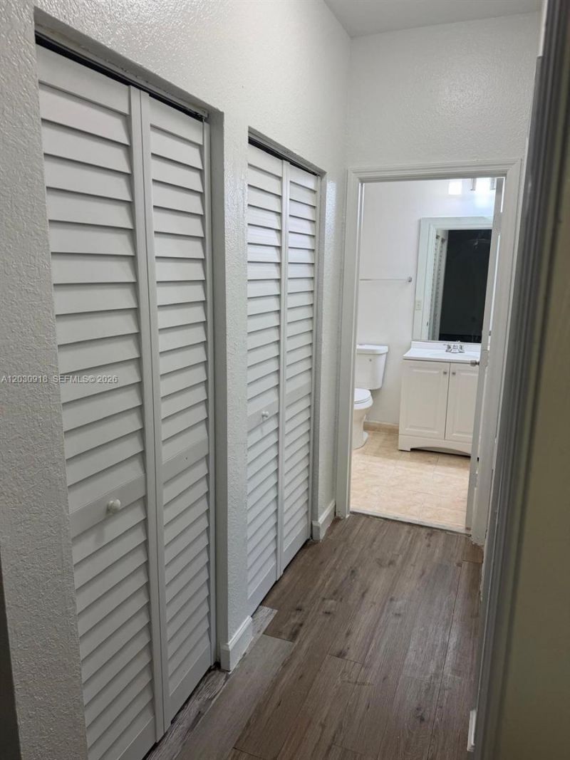 374 NE 27th Ave , Unit 203, Homestead, FL 33033 Photo