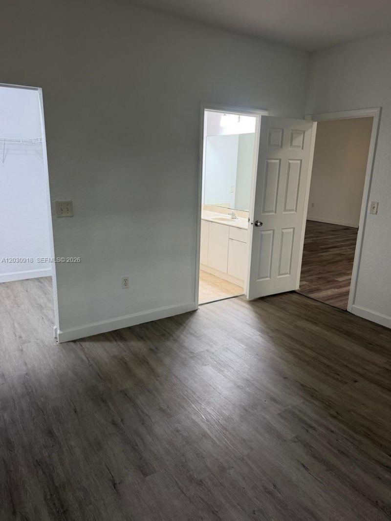 374 NE 27th Ave , Unit 203, Homestead, FL 33033 Photo