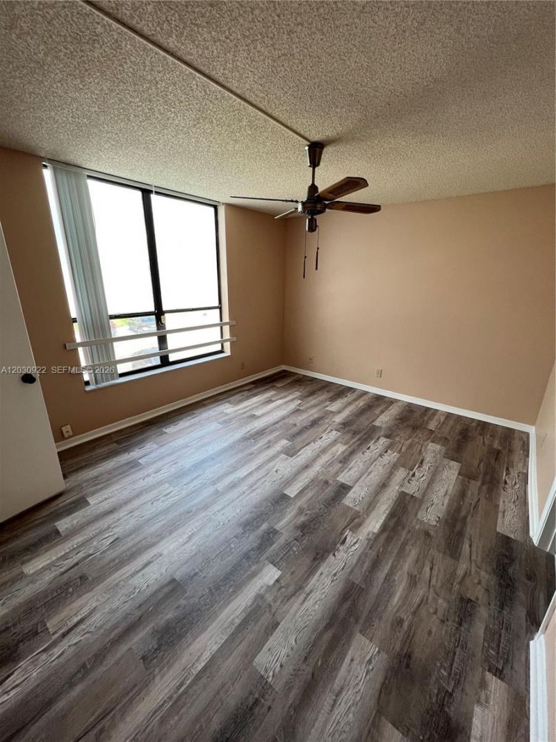 7650 W Mcnab Rd, Unit 204, Tamarac, FL 33321 Photo
