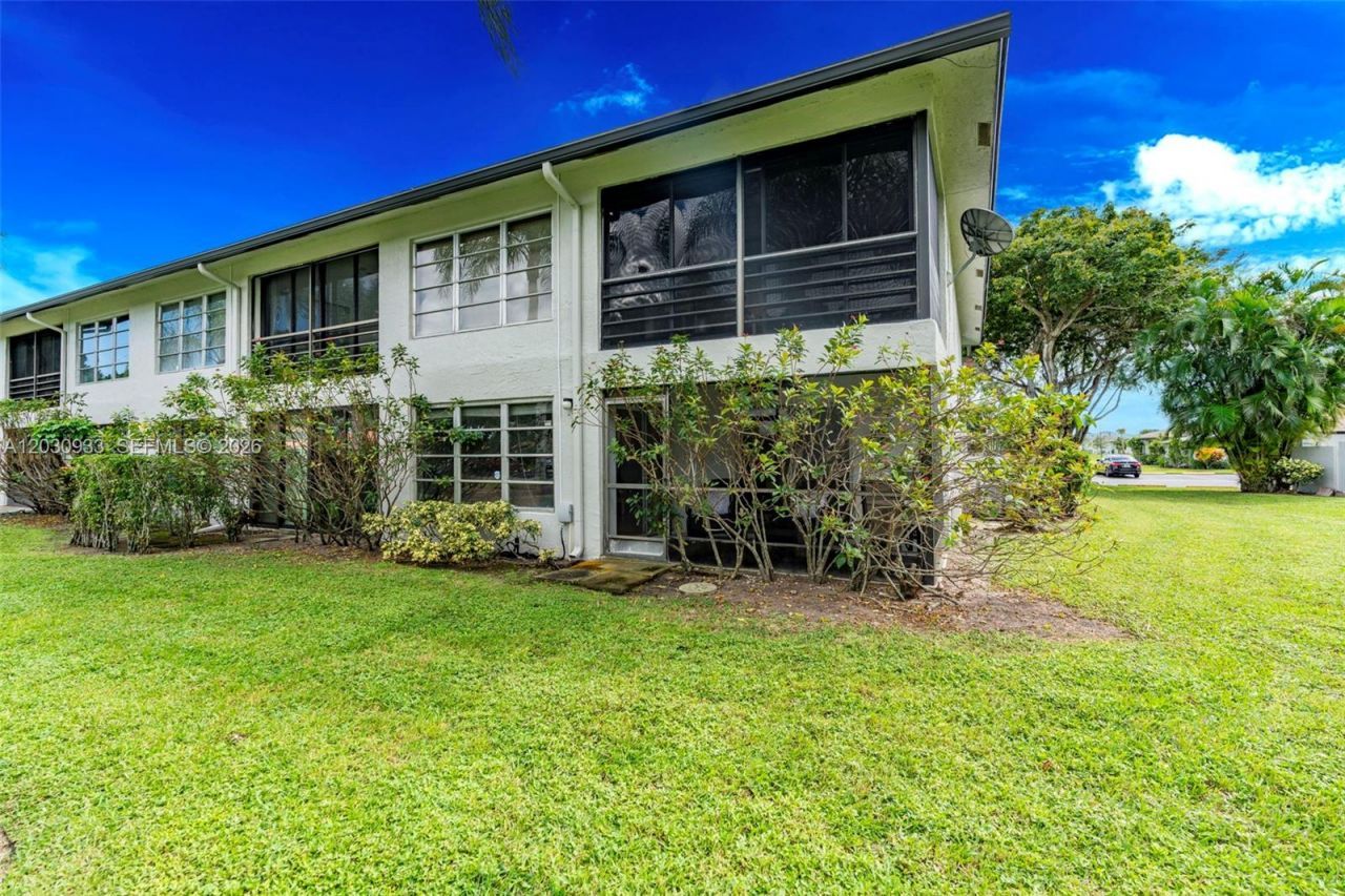 5710 Princess Palm Ct, Unit A, Delray Beach, FL 33484 Photo