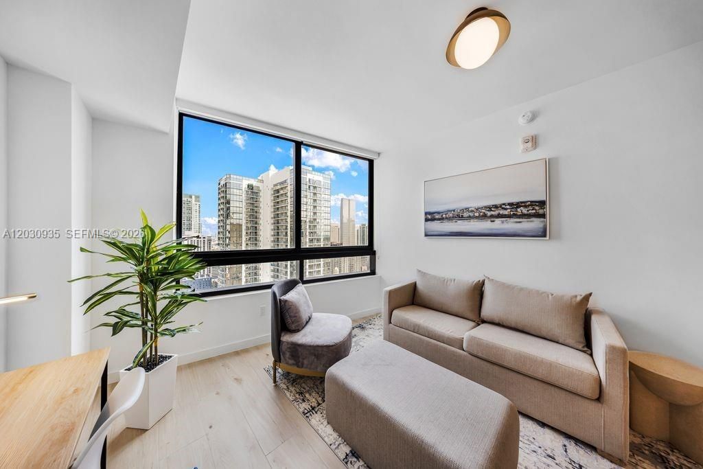 225 N Miami Ave , Unit 3507, Miami, FL 33128 Photo