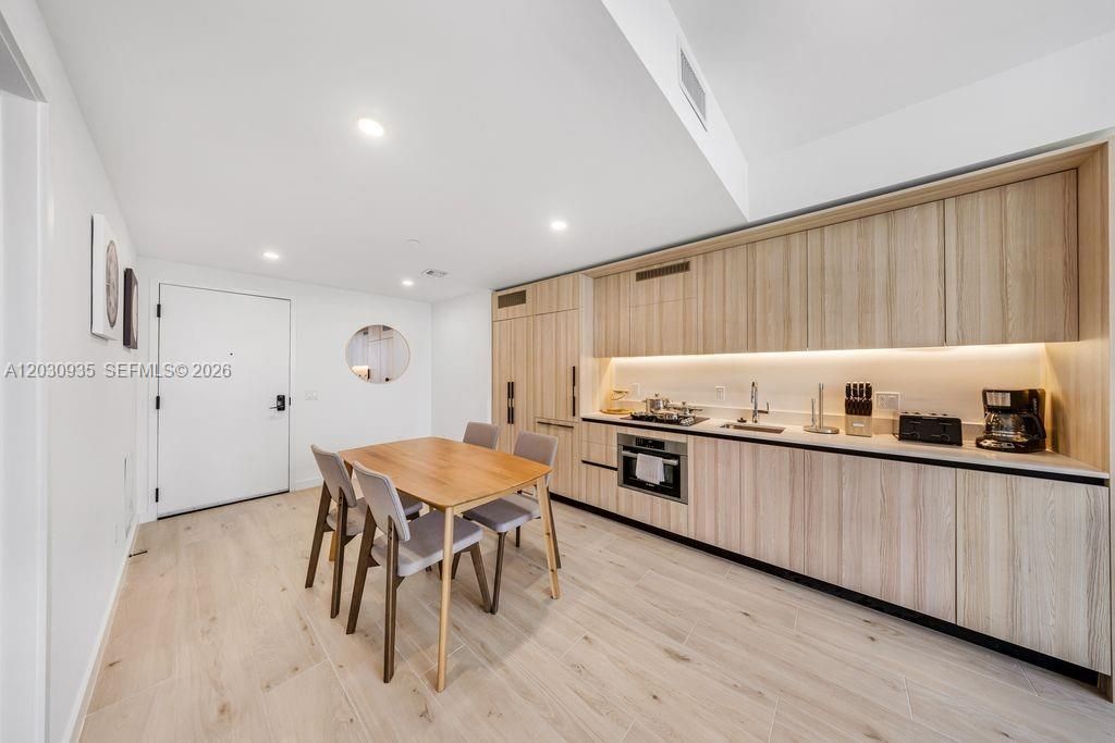 225 N Miami Ave , Unit 3507, Miami, FL 33128 Photo