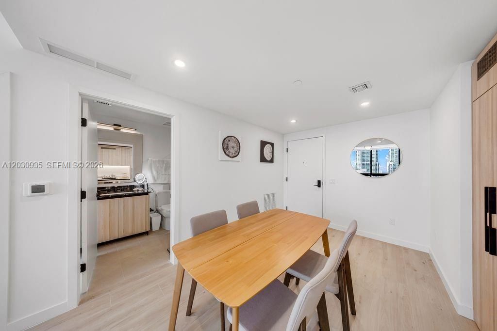 225 N Miami Ave , Unit 3507, Miami, FL 33128 Photo