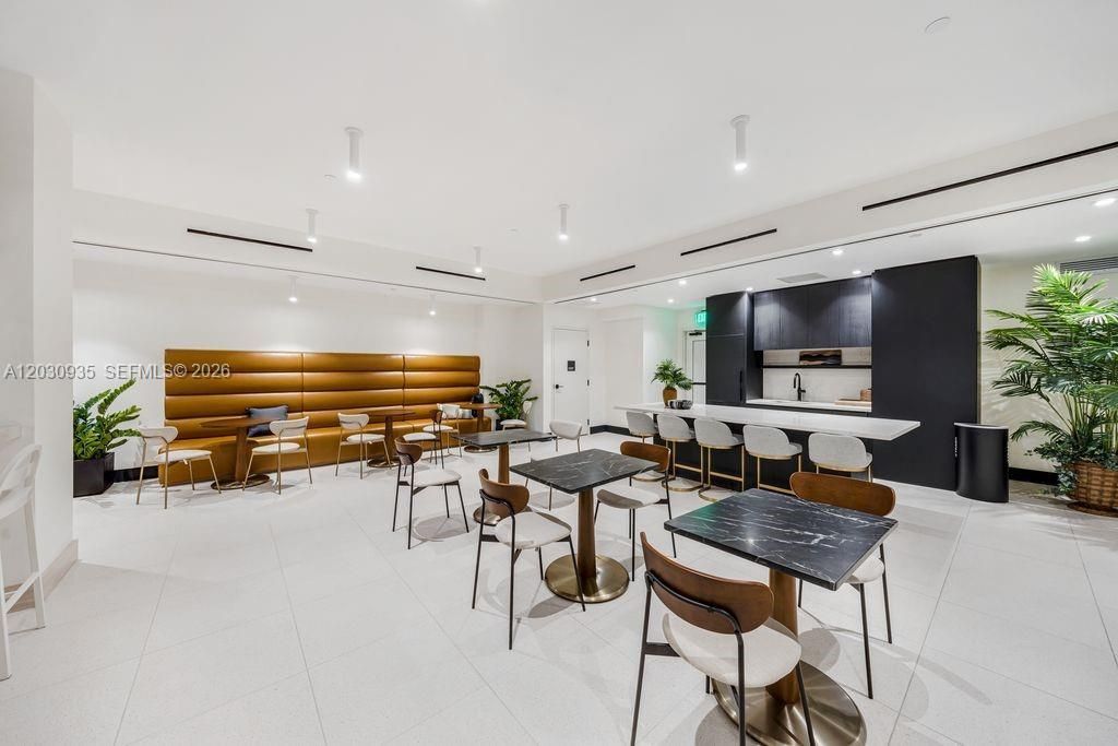 225 N Miami Ave , Unit 3507, Miami, FL 33128 Photo