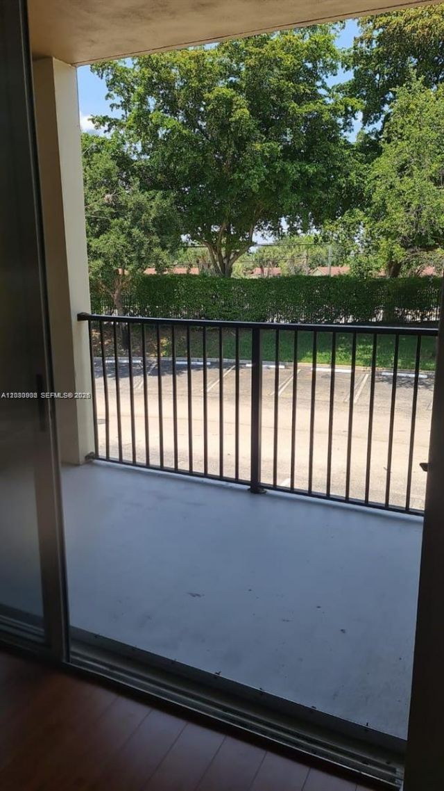 8020 N Nob Hill Rd , Unit 205, Tamarac, FL 33321 Photo