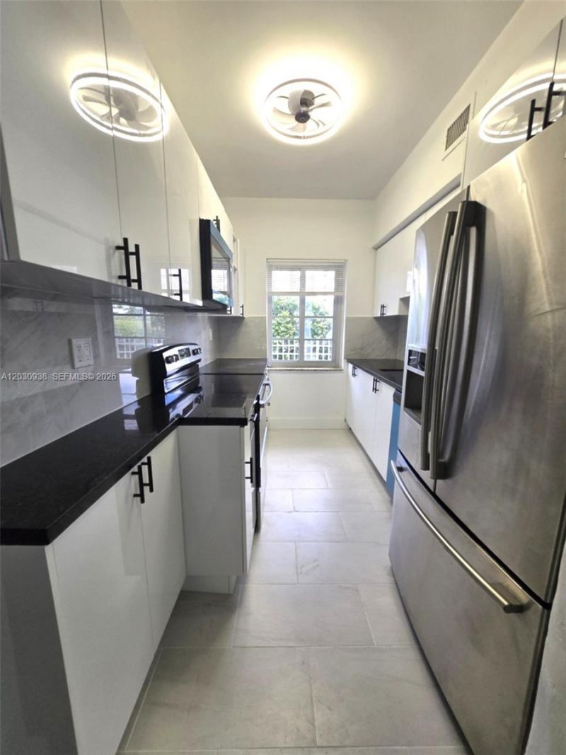 2131 Calais Dr , Unit 7, Miami Beach, FL 33141 Photo