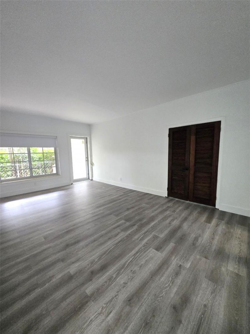 2131 Calais Dr , Unit 7, Miami Beach, FL 33141 Photo
