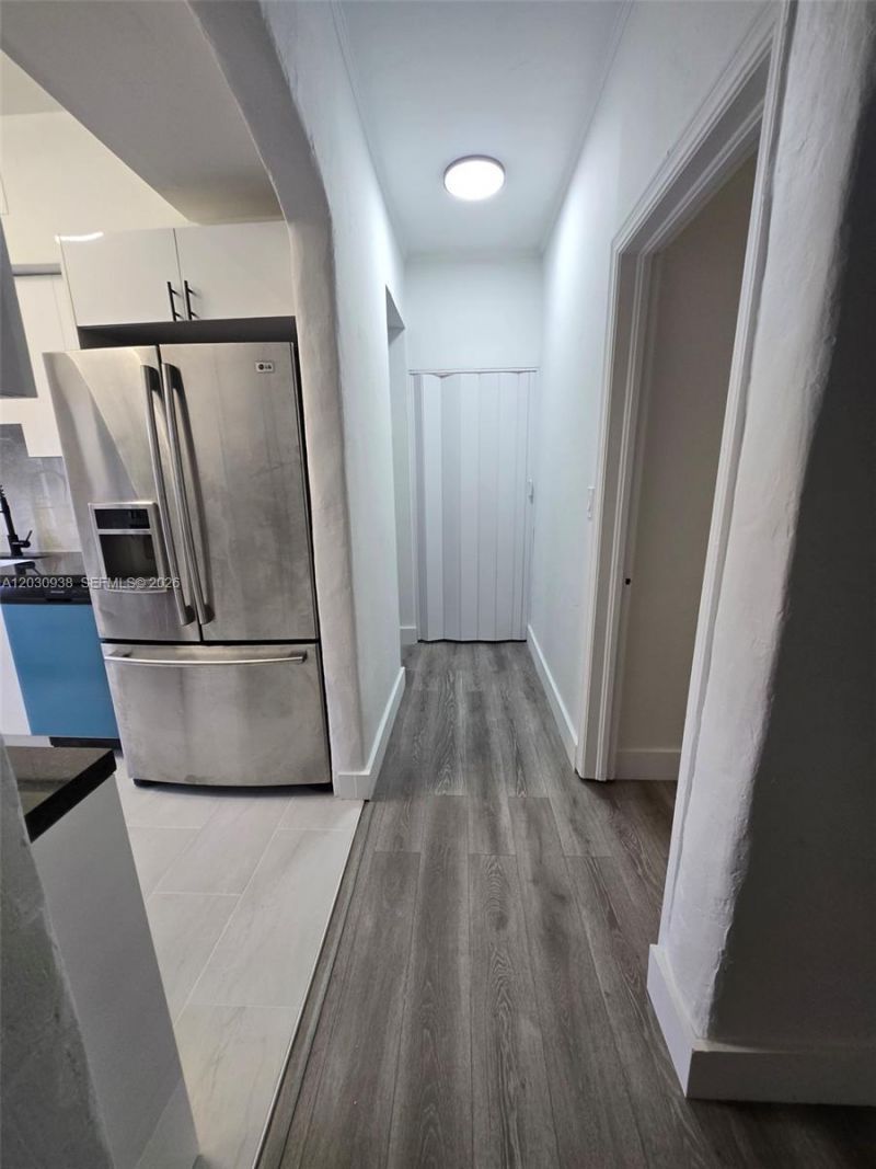 2131 Calais Dr , Unit 7, Miami Beach, FL 33141 Photo