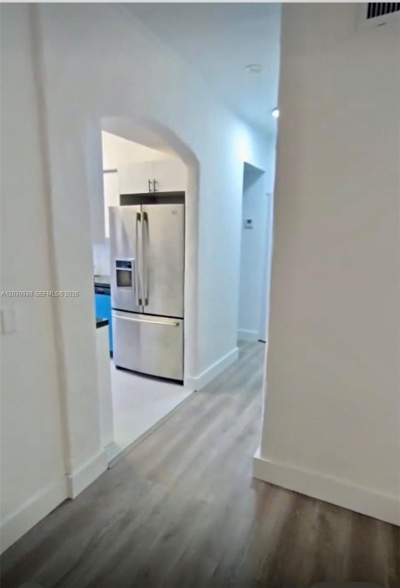 2131 Calais Dr , Unit 7, Miami Beach, FL 33141 Photo