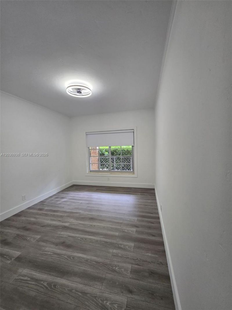 2131 Calais Dr , Unit 7, Miami Beach, FL 33141 Photo