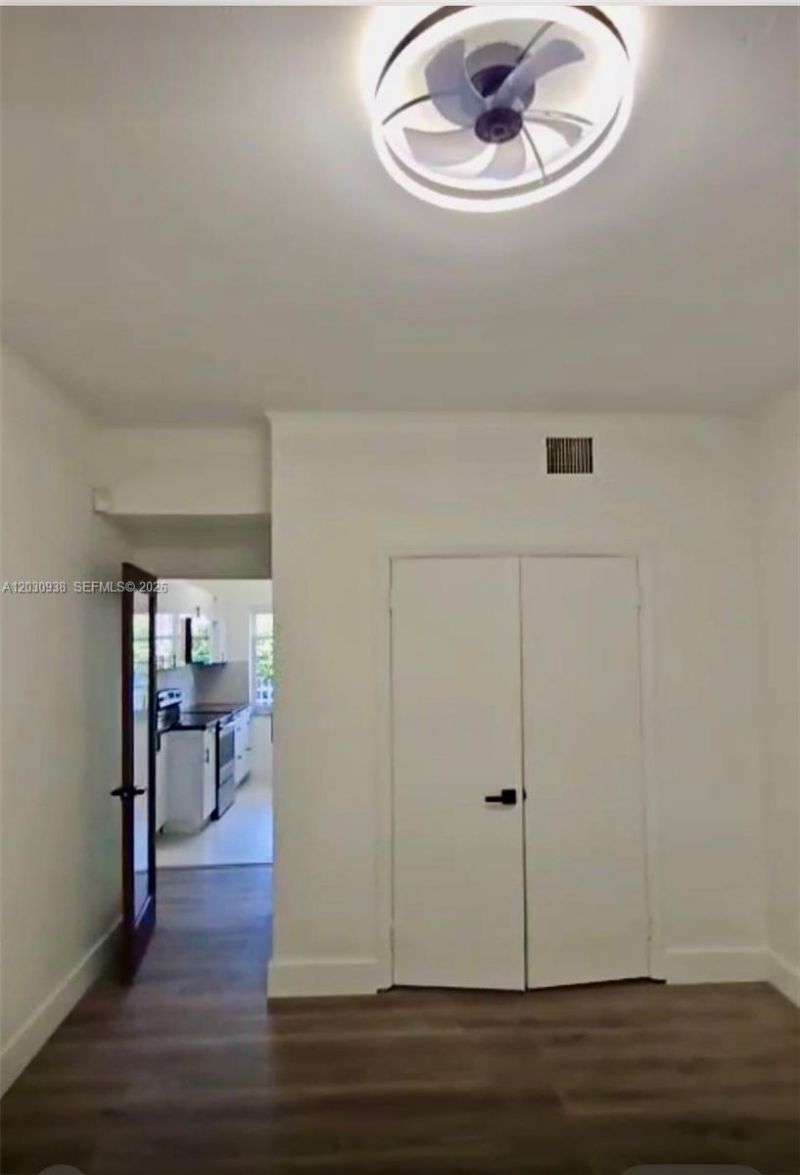 2131 Calais Dr , Unit 7, Miami Beach, FL 33141 Photo