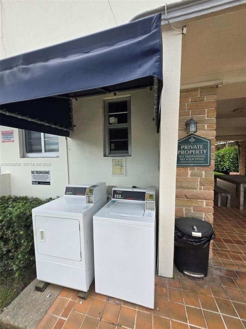2131 Calais Dr , Unit 7, Miami Beach, FL 33141 Photo