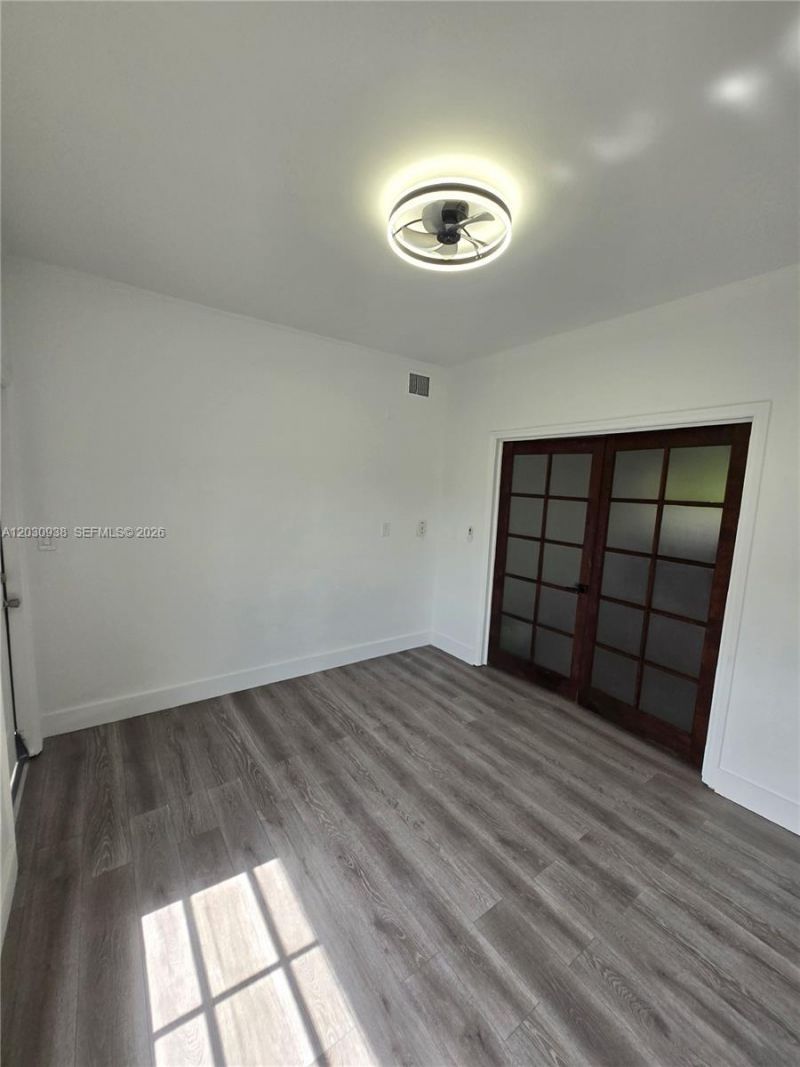 2131 Calais Dr , Unit 7, Miami Beach, FL 33141 Photo