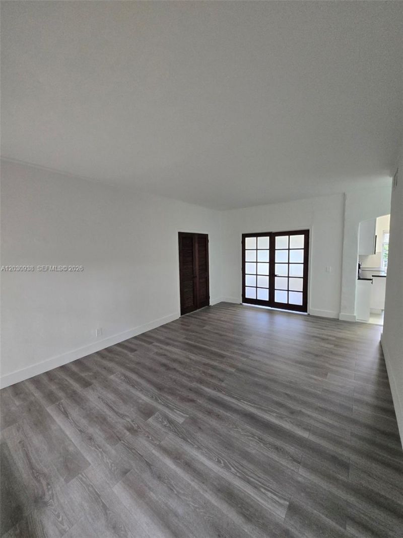 2131 Calais Dr , Unit 7, Miami Beach, FL 33141 Photo