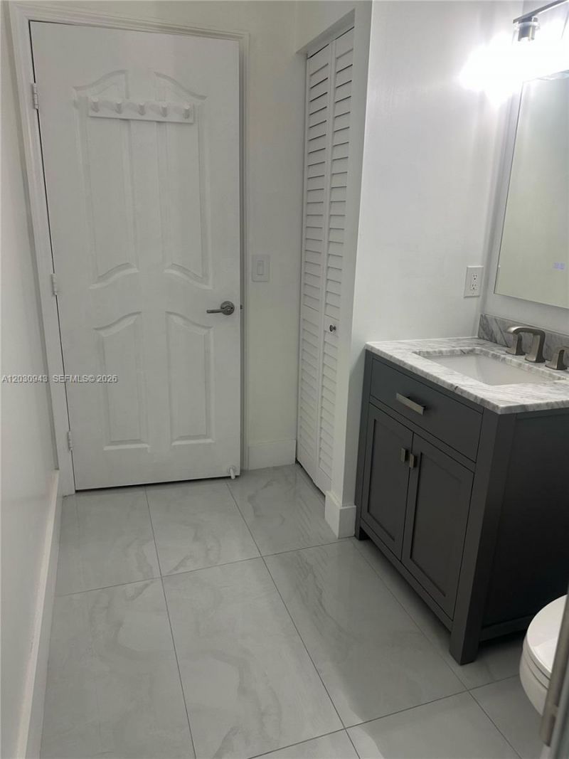 15490 SW 10th St, Miami, FL 33194 Photo