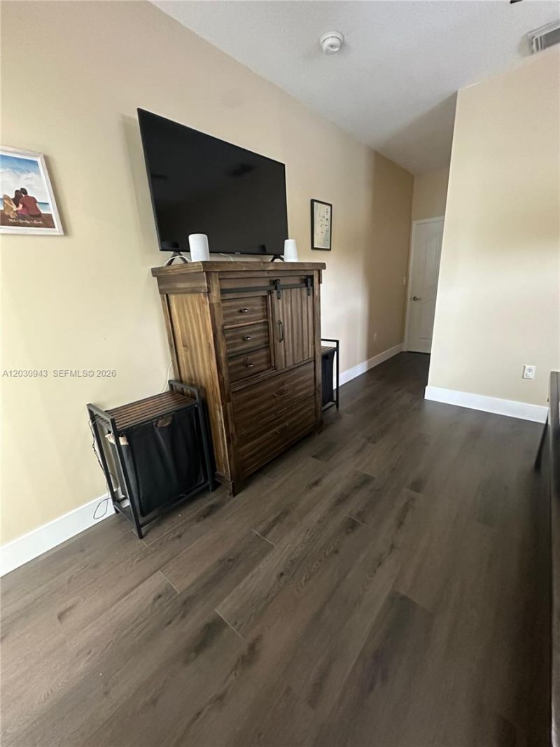 15490 SW 10th St, Miami, FL 33194 Photo