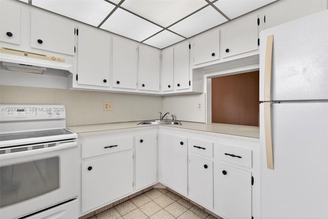 6070 NW 64th Ave , Unit 308, Tamarac, FL 33319 Photo