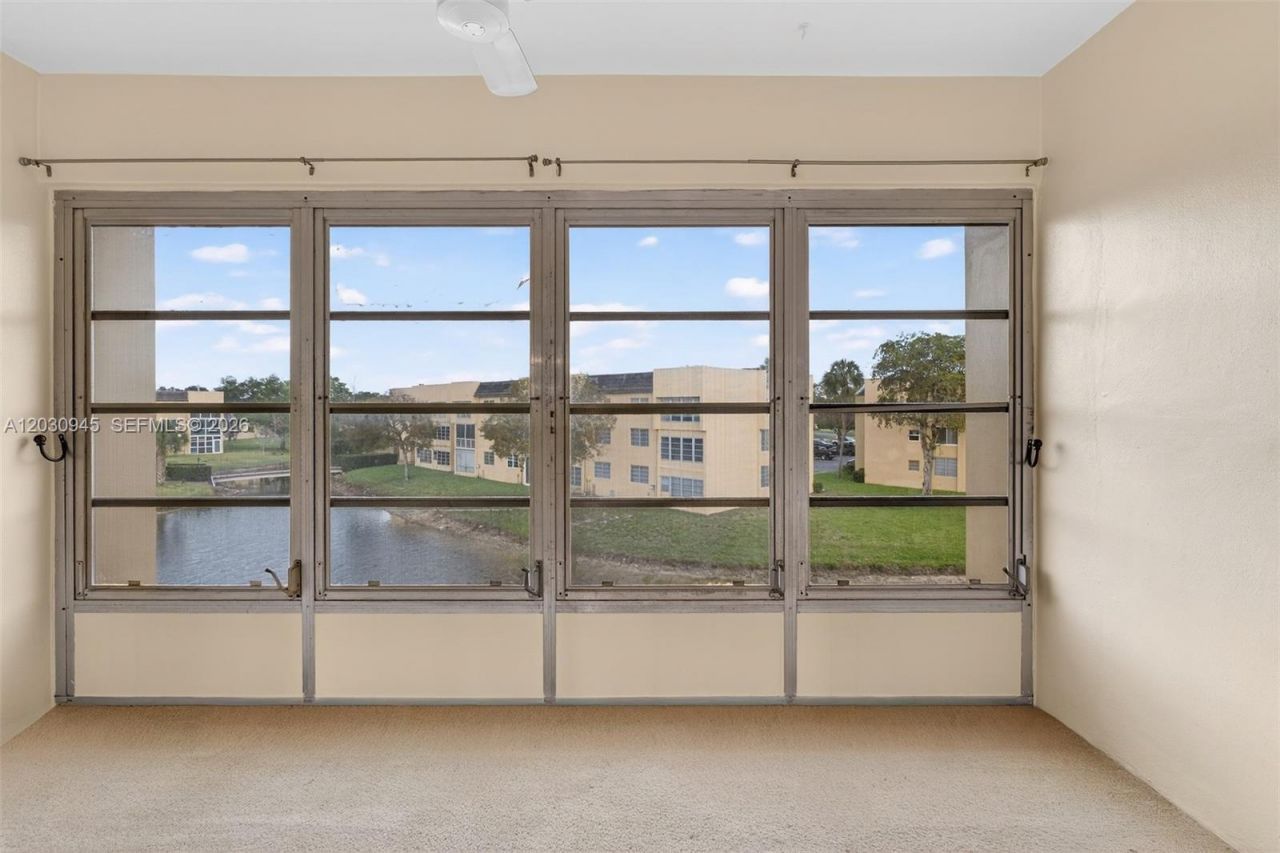 6070 NW 64th Ave , Unit 308, Tamarac, FL 33319 Photo