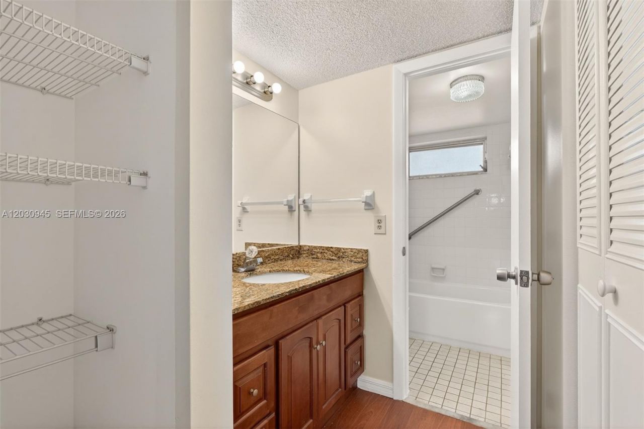 6070 NW 64th Ave , Unit 308, Tamarac, FL 33319 Photo