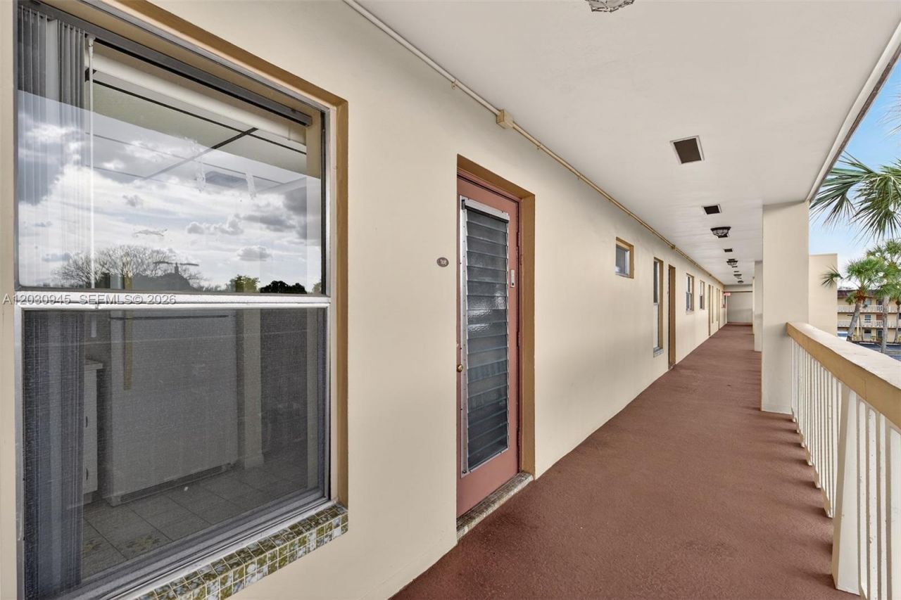 6070 NW 64th Ave , Unit 308, Tamarac, FL 33319 Photo