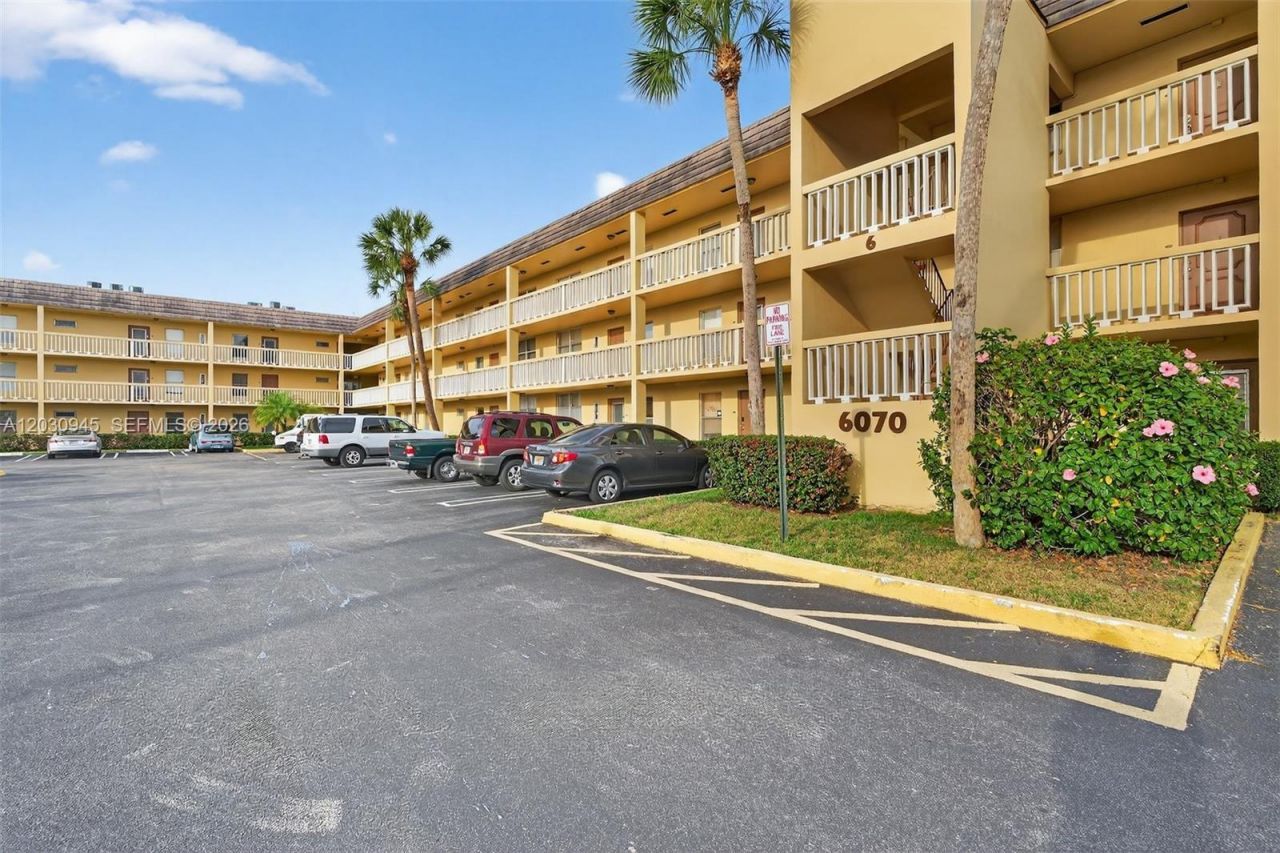 6070 NW 64th Ave , Unit 308, Tamarac, FL 33319 Photo