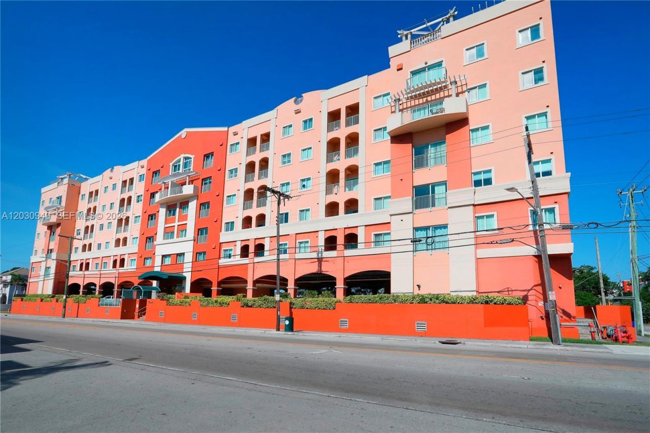 2280 SW 32nd Ave , Unit 605, Miami, FL 33145 Photo
