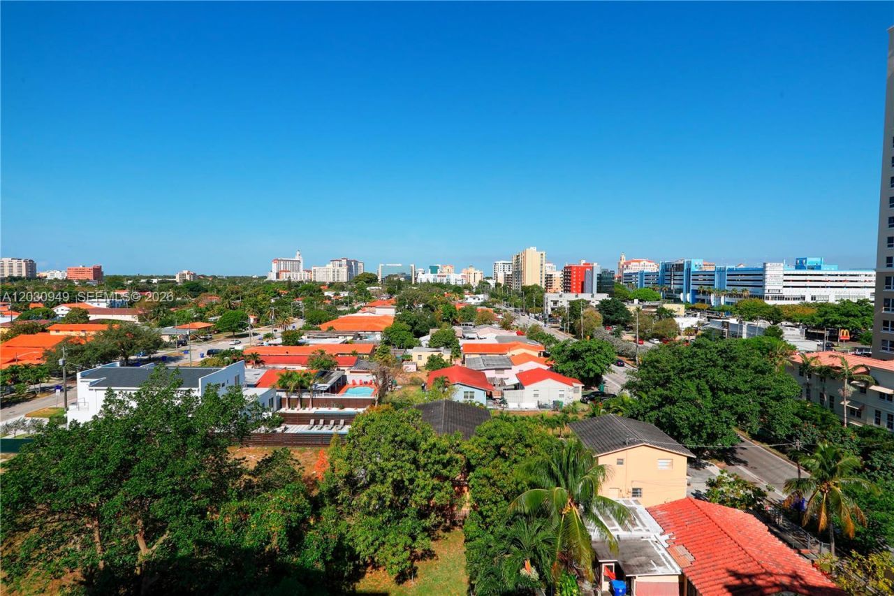 2280 SW 32nd Ave , Unit 605, Miami, FL 33145 Photo