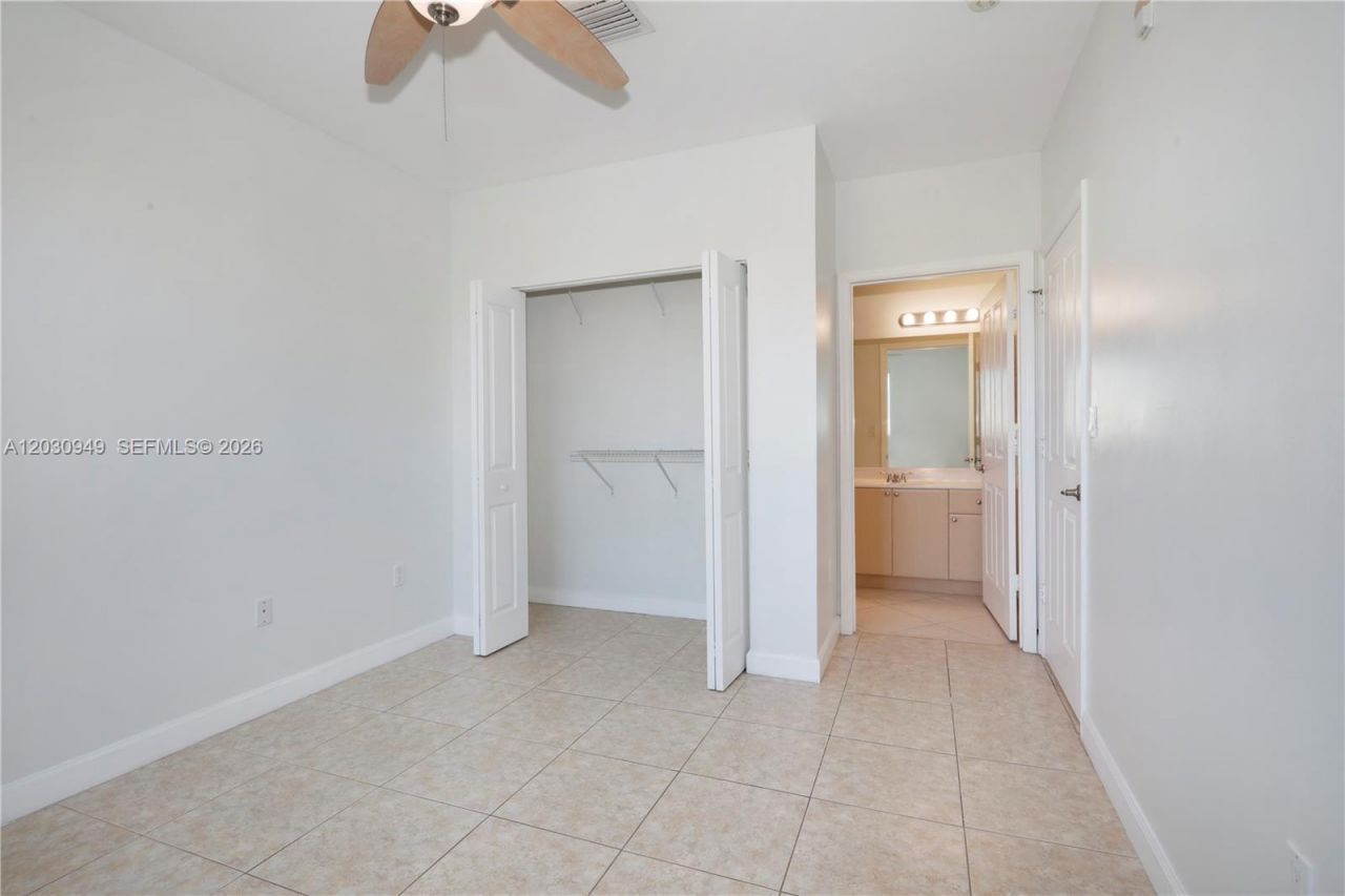 2280 SW 32nd Ave , Unit 605, Miami, FL 33145 Photo