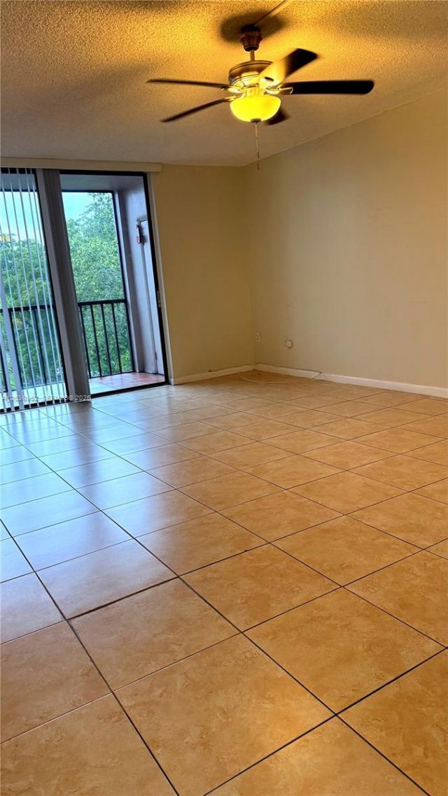 8540 SW 133rd Ave Rd , Unit 422, Miami, FL 33183 Photo