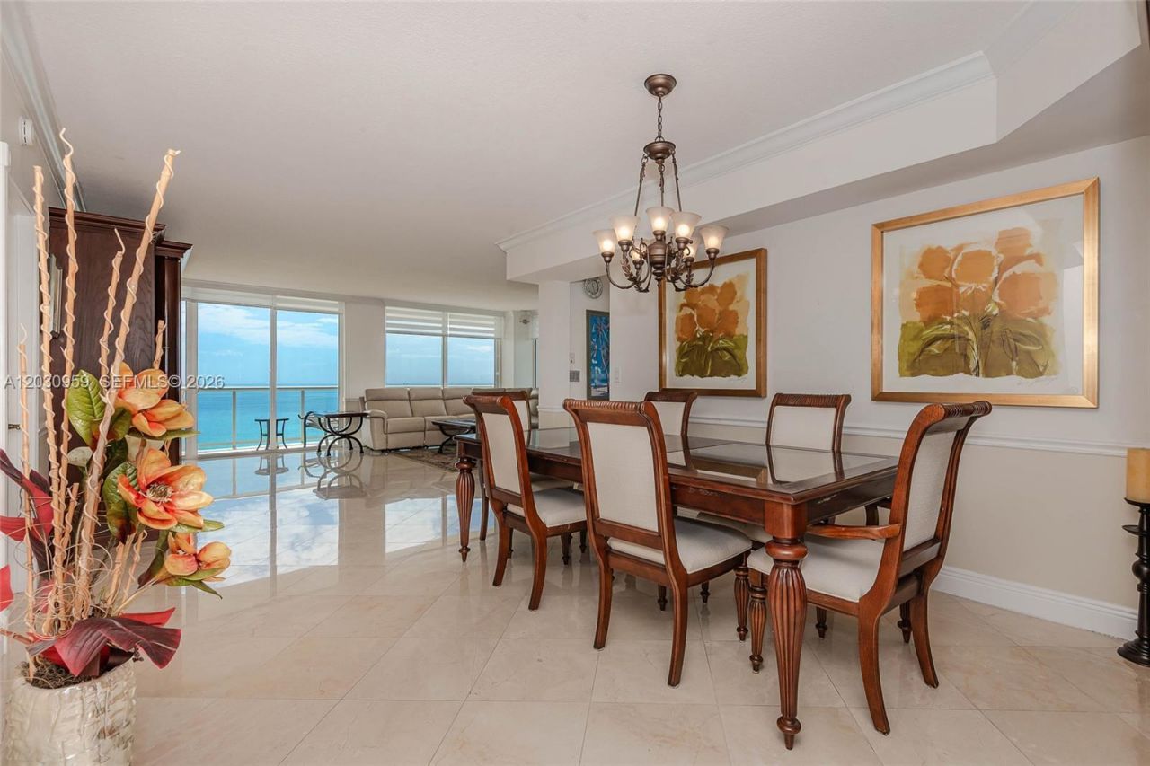 8855 Collins Ave , Unit 8J, Surfside, FL 33154 Photo
