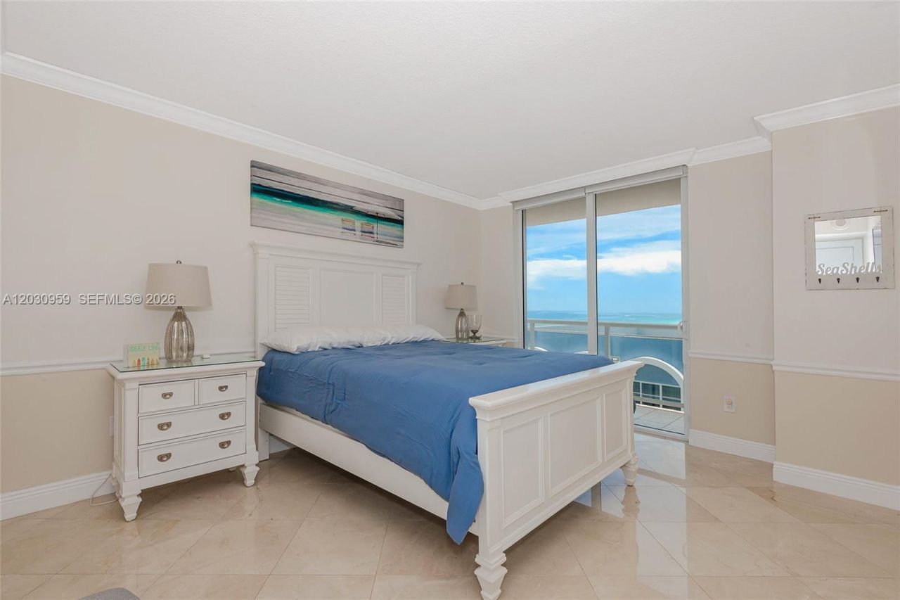 8855 Collins Ave , Unit 8J, Surfside, FL 33154 Photo