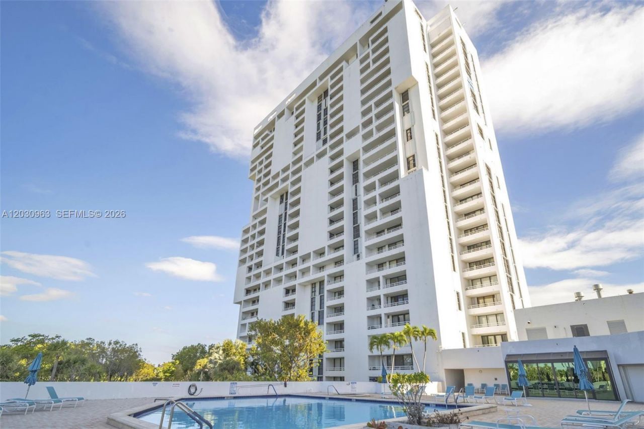20355 NE 34th Ct , Unit 421, Aventura, FL 33180 Photo