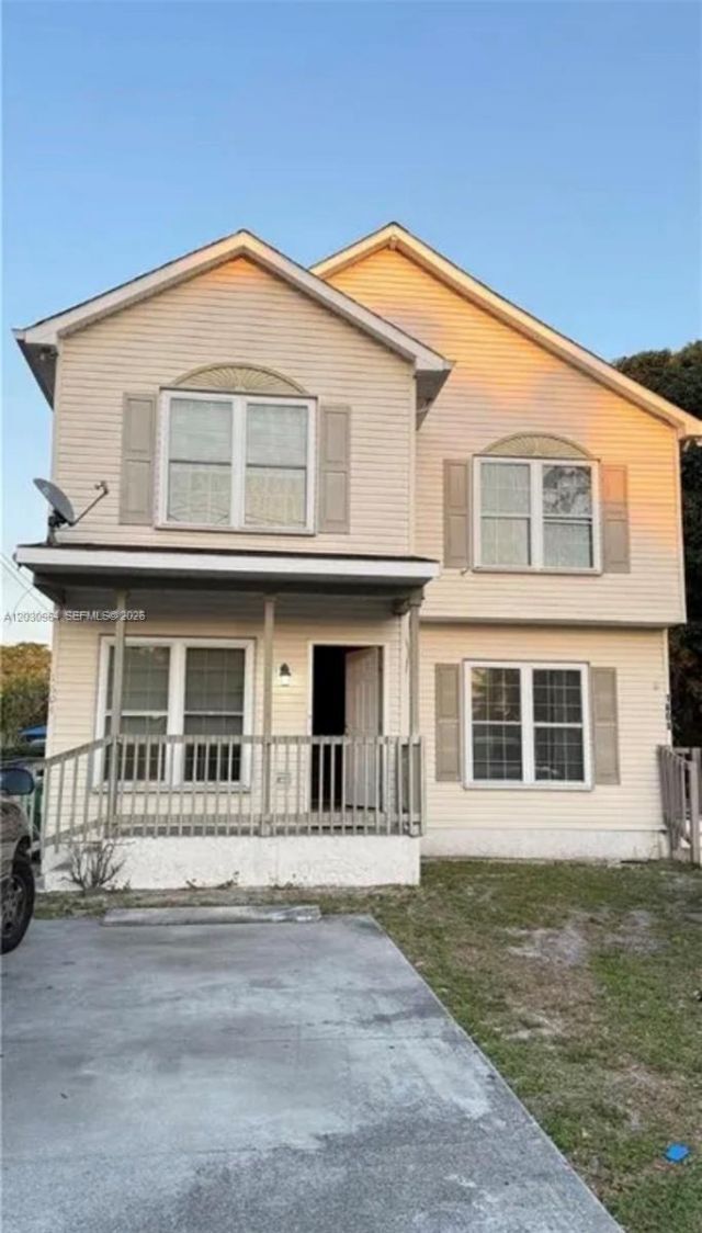 1742 SW 44th Ter , Fort Lauderdale, FL 33317 Photo
