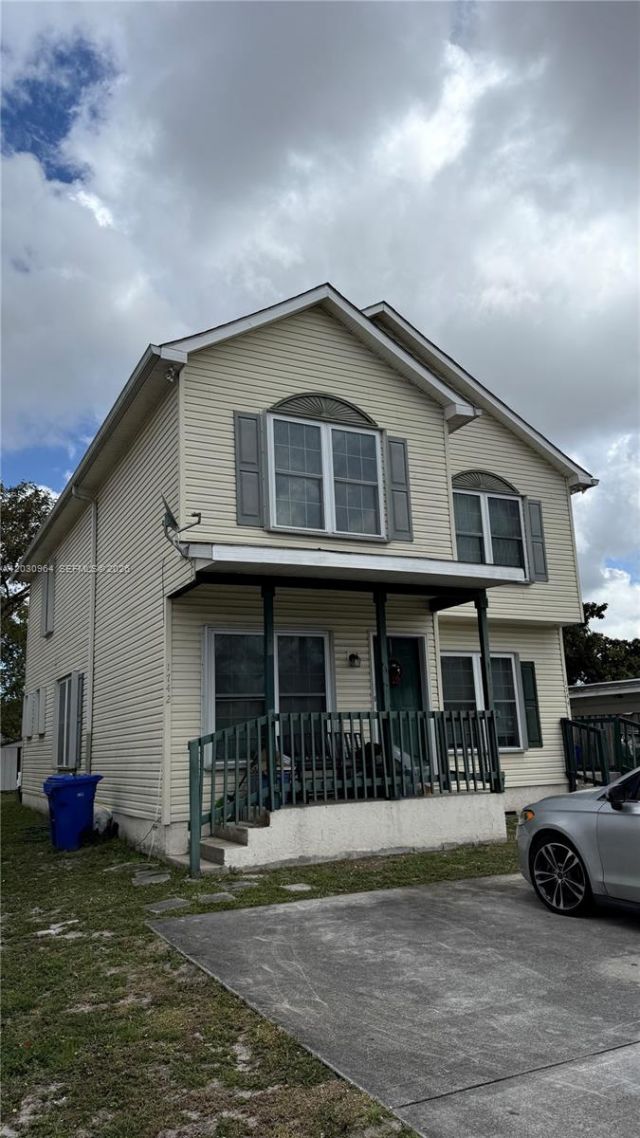 1742 SW 44th Ter , Fort Lauderdale, FL 33317 Photo