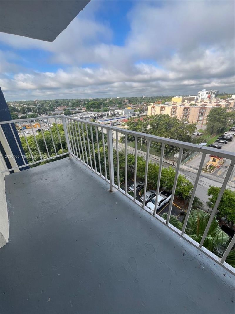 801 NW 47th Ave , Unit 820W, Miami, FL 33126 Photo