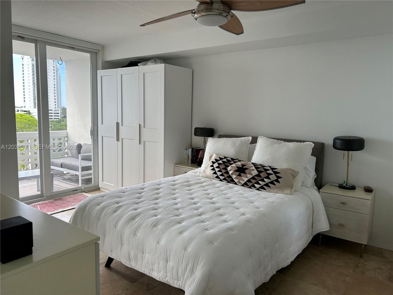 1670 Lincoln Ct, Unit 7D, Miami Beach, FL 33139 Photo