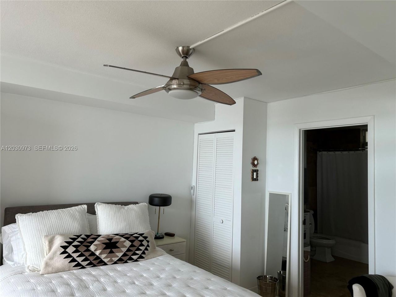 1670 Lincoln Ct, Unit 7D, Miami Beach, FL 33139 Photo
