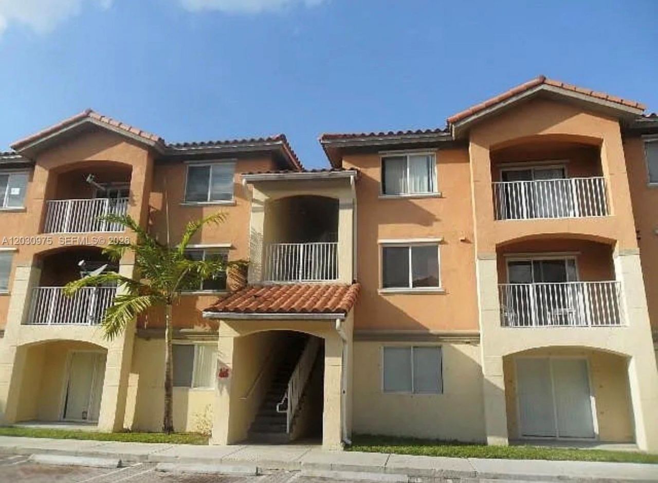 17602 NW 25th Ave , Unit 303, Miami Gardens, FL 33056 Photo
