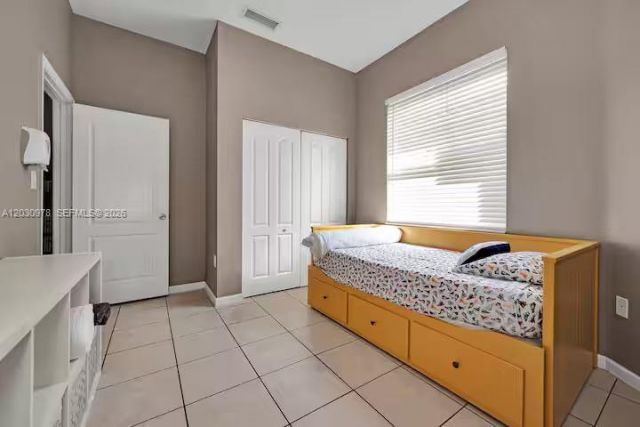 2327 NE 37th Ter , Homestead, FL 33033 Photo